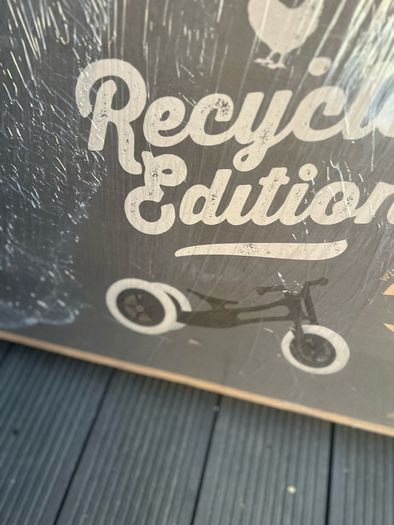 Wishbone balance bike