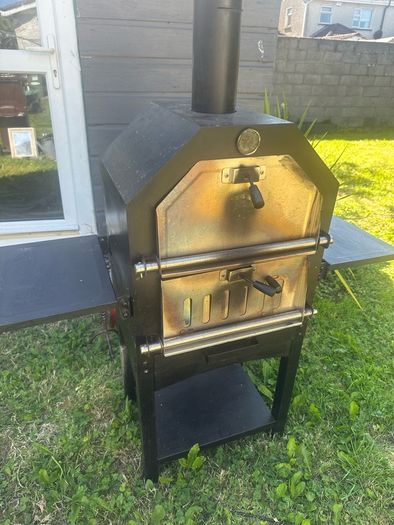 pizza oven