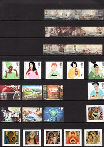 2005 Great Britain Commemorative Stamps Year Pack (includes 4 image showing contents)