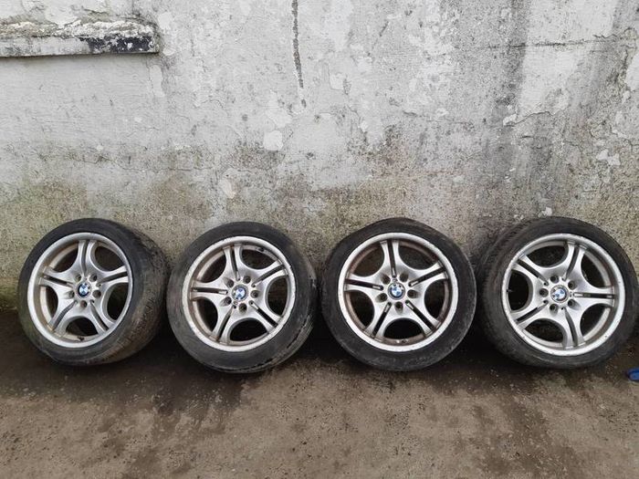 245/40/17 Alloys bmw