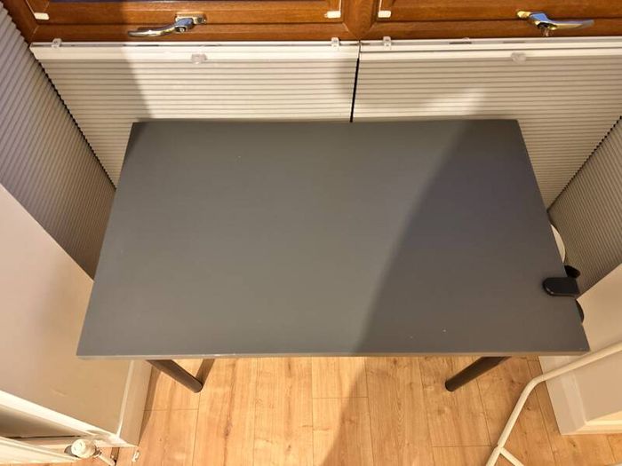 Grey desk 120x60 cm