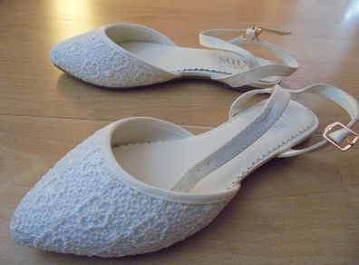 New Girls occasional/communion shoes, size 2