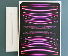 iPad Pro 11 inch M2 (4th Gen) 256 GB with Apple Pencil