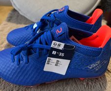 Brand new Kids football boots