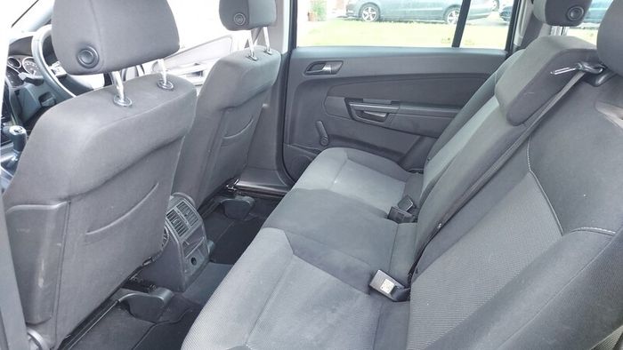 2011 Opel Zafira