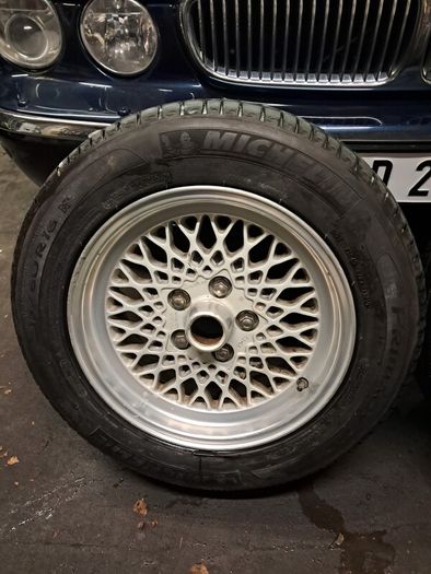 Jaguar/Daimler 16inch x7J Lattice Wheels XJ, XJS, XJ40 & X300