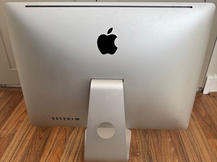 iMac 21,5 2011