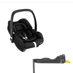 Maxi Cosi Cabriofix Car Seat plus Base (like new) - from birth to approx 1 year