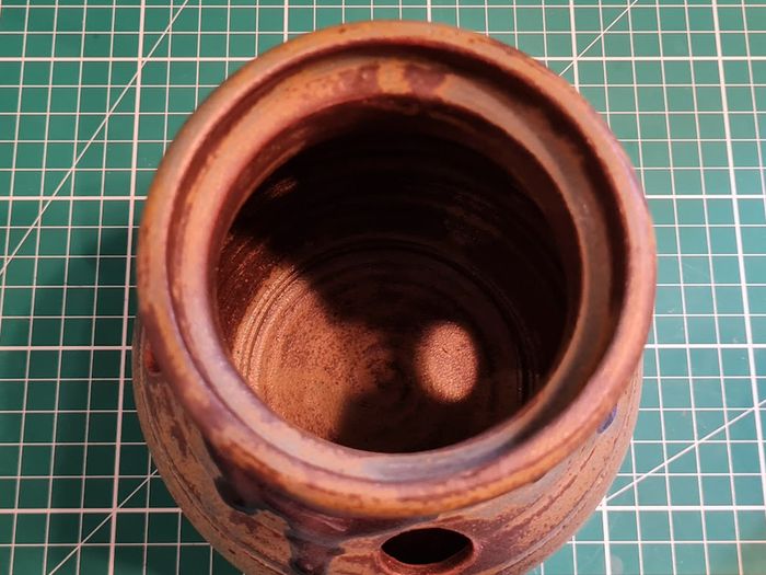 Badgers Hill Pottery Large Garlic/Ginger Holder
