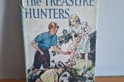 The Treasure Hunters by Enid Blyton