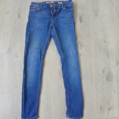 Jeans skinny Zara uk 8-10 (labelled uk10 but feel like uk8)
