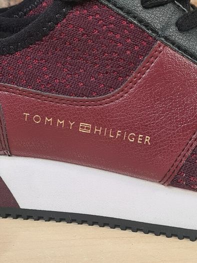 Women's Tommy Hilfiger City Iconic Knitted Trainers  Runners Purple Burgundy Size Uk 5 Eu 38