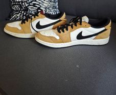 Nike Jordan 1 Rookie of the Year used UK 8.5