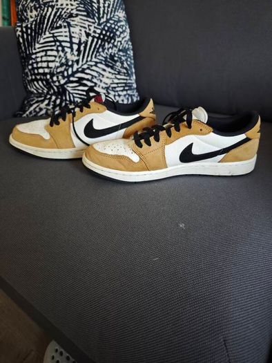 Nike Jordan 1 Rookie of the Year used UK 8.5