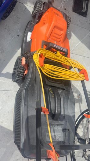 black+Decker