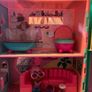 lol house with furniture and 3 dolls Image 3