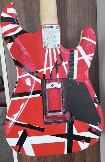 Left hand EVH RWBS guitar