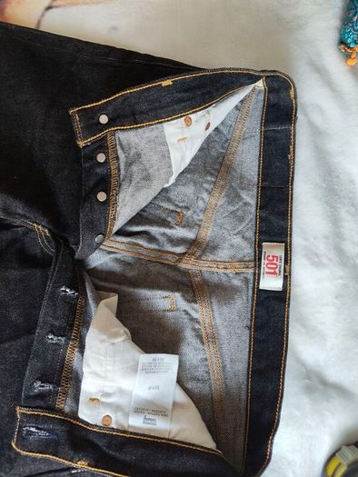 Levi's