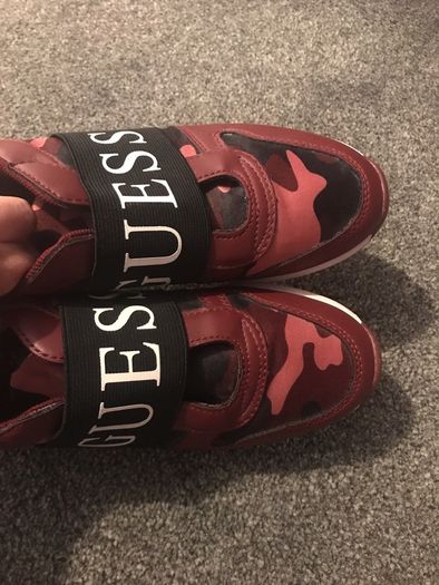 guess runners size 4.5