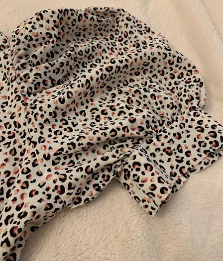 Girl in mind dress Price drop