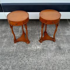 2 side tables