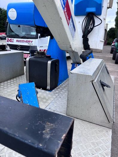 Toyota cherry picker