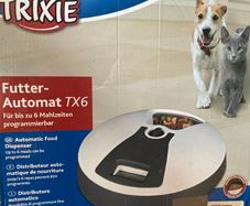 Automatic food dispenser