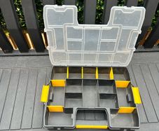 Screw box