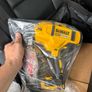 Dewalt dcn660 Image 4