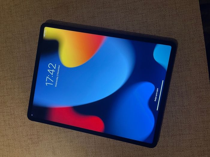 12.9-inch iPad Pro 128 GB Space Gray