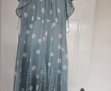 BNWT Lipsy Petite Fit  Shoulder Halter Neck Midi