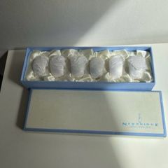 Newbridge Silverware napkin ring holders