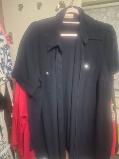 Clothes size 20/22