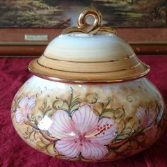 Vintage Pure Gold Gilt Italian Large Porcelain Tureen With Lid Made In Italy