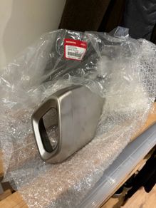 Honda CB650R/CBR650R - stock exhaust cover new