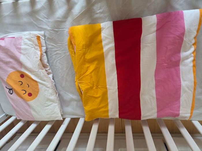 White cot