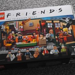 Lego Friends Central Perk set