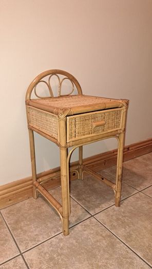 Bedside / Side Table / Plant Stand XS