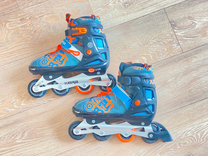 Kids Adjustable Inline Skates UK 4 - 7 (ABEC-9 Bearings) Great Condition