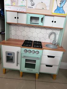 Kidcraft wooden kitchen