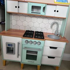 Kidcraft wooden kitchen