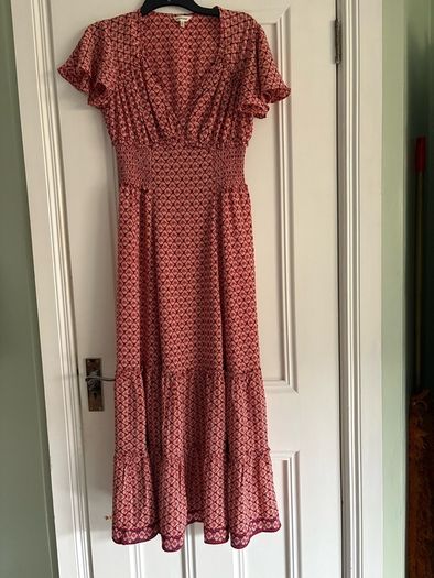 max studio dress