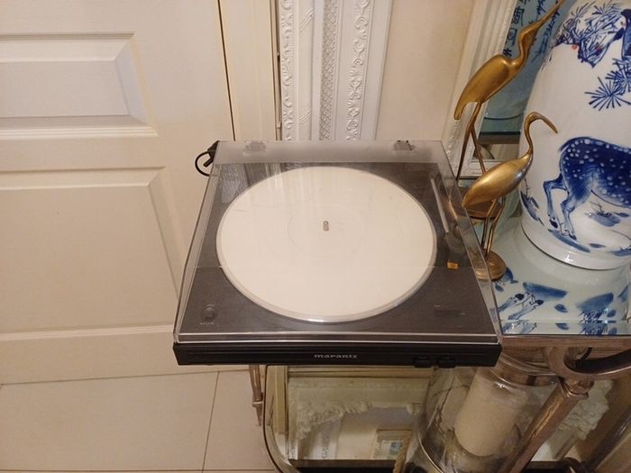 Marantz turntable