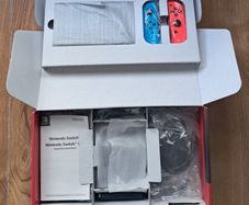 Pristine Switch V2 Neon Bundle - Boxed - 11 Games + Wheel & Controller - Lucan / Liffey Valley