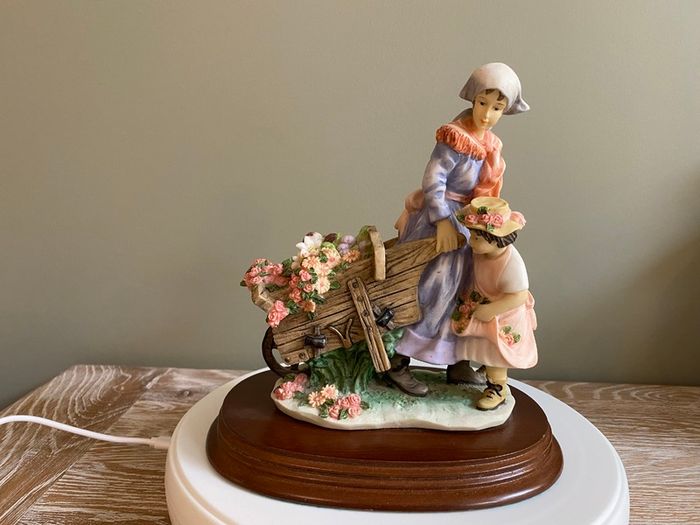 The Leonardo Collection The Flower Cart Figurine  1990