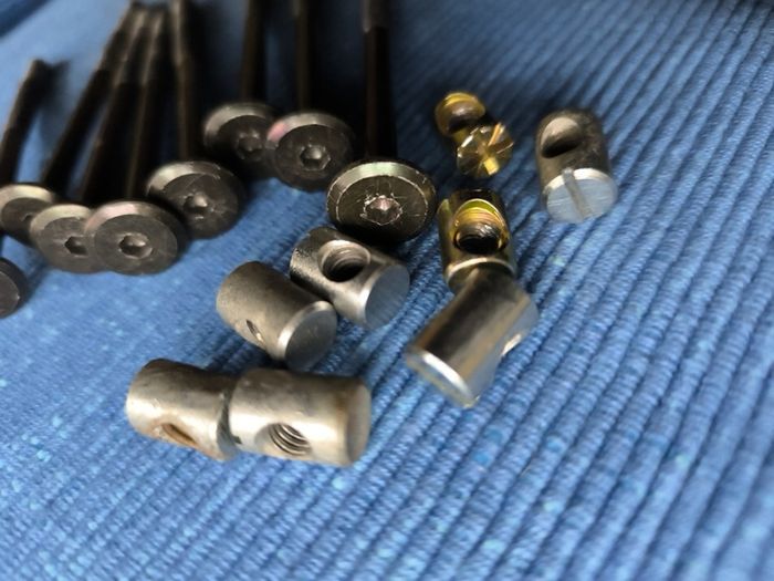 Cross Dowels and Screws