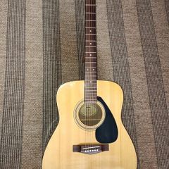 Yamaha F310 acoustic guitar + TKL HD gig bag