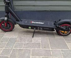 electric scooter