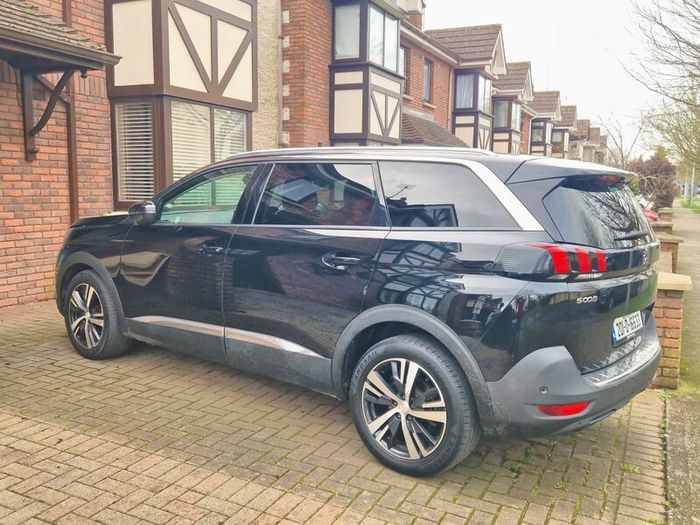 Peugeot 5008 2020