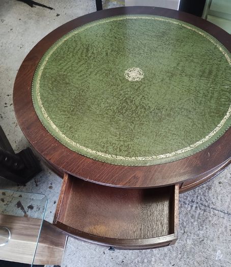 Regency style drum table (26190)